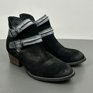 Steve Madden Black Suede Distressed Boots